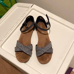 Veru GUC Toms Sandals, W10
